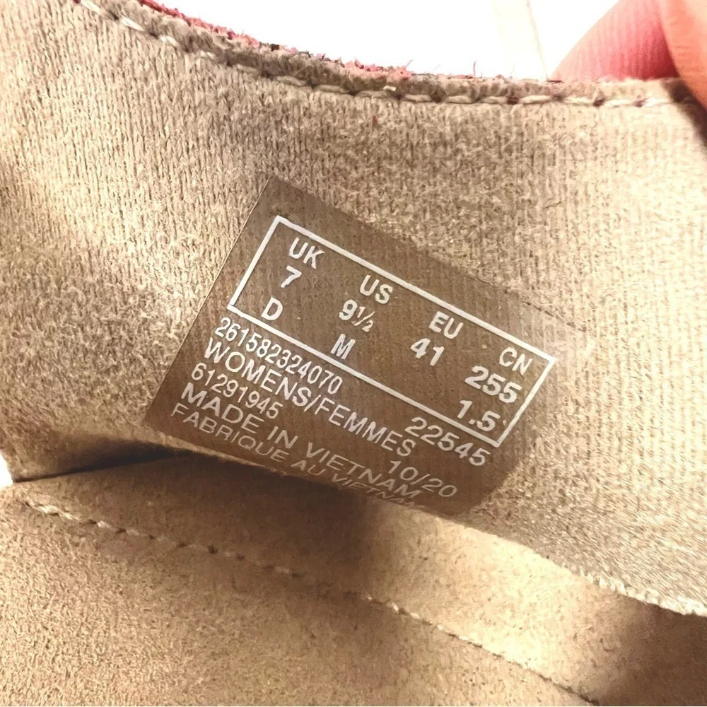 Clarks Womens Giselle Dove Wedge Sandals platform leather suede womens size 9.5M